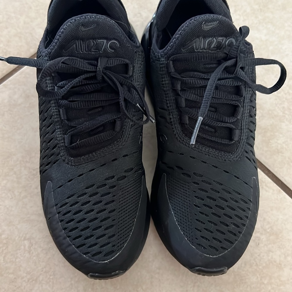 Air max 270 - Picture 3 of 3